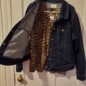 Flowy leopard print shirt